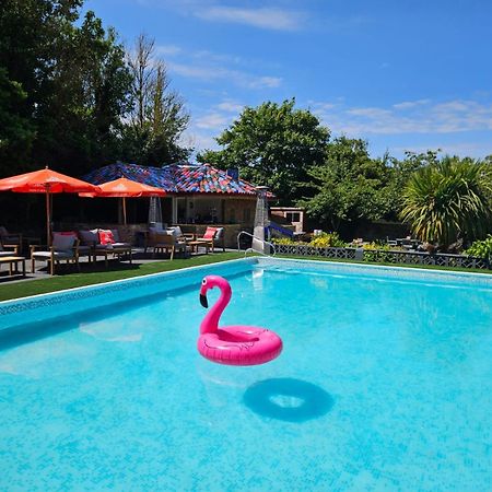 Le Pommier Hotel Castel Ngoại thất bức ảnh