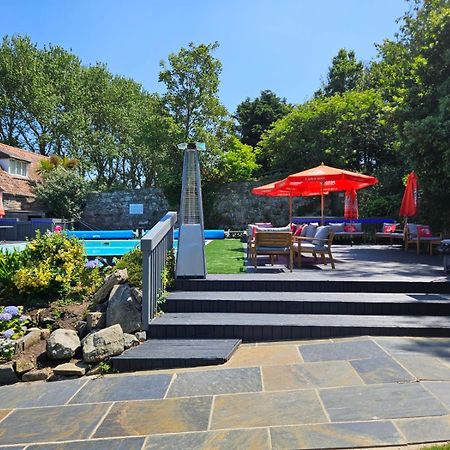 Le Pommier Hotel Castel Ngoại thất bức ảnh