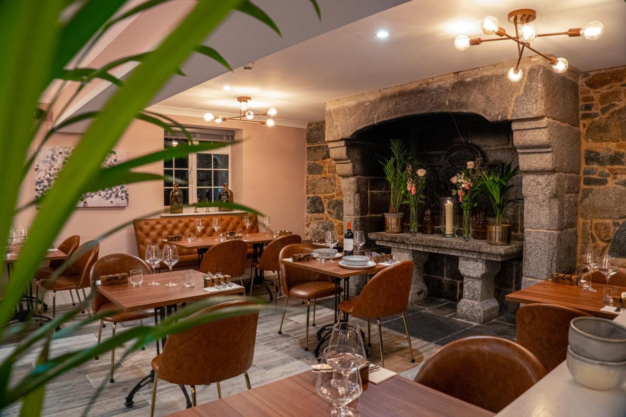 Le Pommier Hotel Castel Ngoại thất bức ảnh