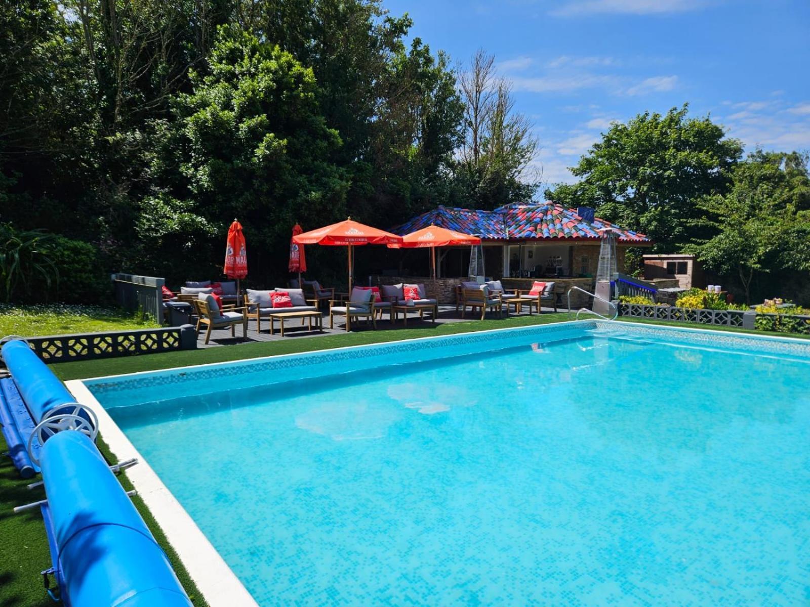 Le Pommier Hotel Castel Ngoại thất bức ảnh